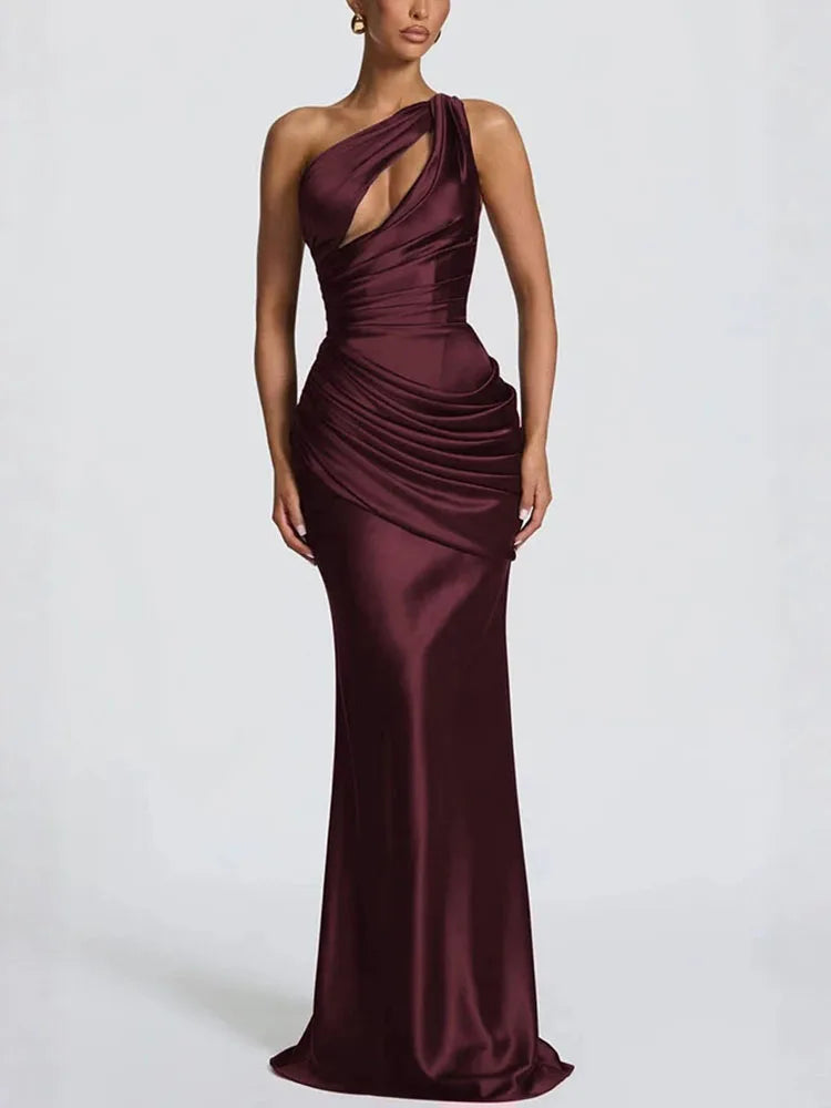 Émeraude One-Shoulder Satin Gown